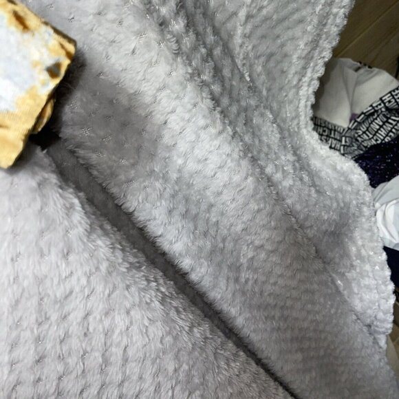 Out from Under X Urban Outfitters Starlight Crushed Velvet Kimono Robe Size XS/S - Picture 6 of 11